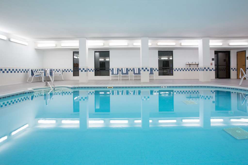 Hotel Baymont By Wyndham Thornton Einrichtungen foto