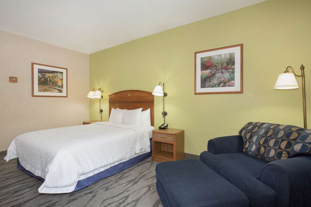 Hotel Baymont By Wyndham Thornton Zimmer foto