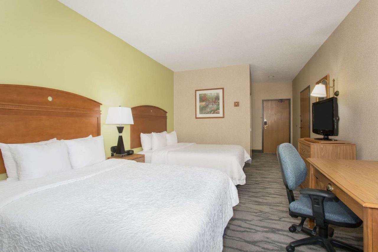 Hotel Baymont By Wyndham Thornton Exterior foto